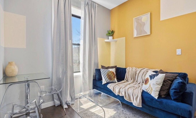 Harlem Hotel | Perfect for Tourism: Near Train, Times Sq, Dining