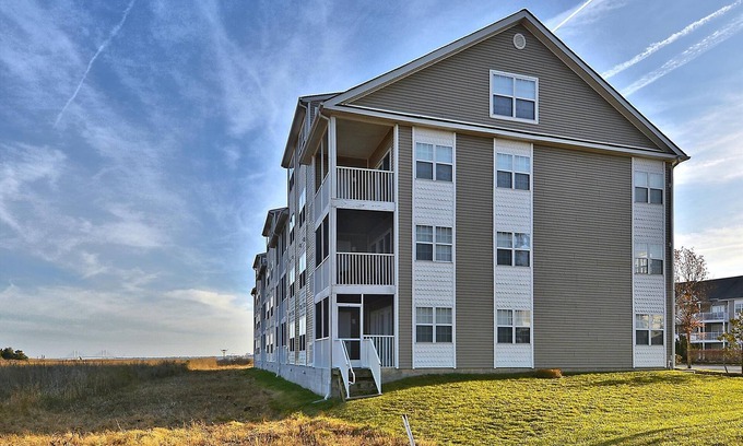 Ocean View Condo | Perfect Getaway 3 night mini weeks available all season long! FREE ACTIVITIES!