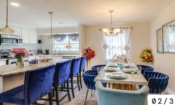 Oxon Hill-Glassmanor House | Perfect Getaway Deal in a PRIME Location Hurry before the deal ends!