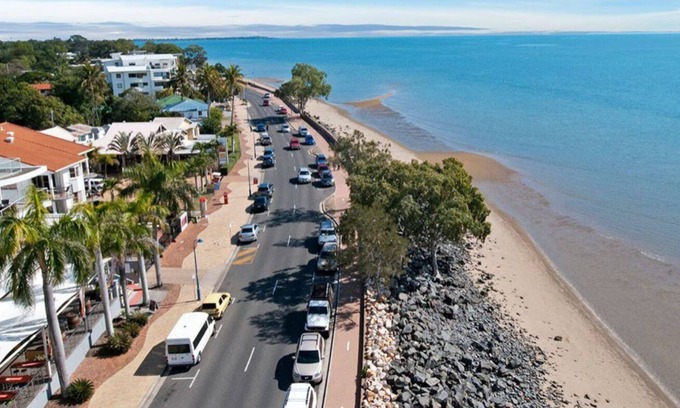 Nikenbah House | Perfect Group Stay In Hervey Bay - Sleeps Up To 12 People ❤️❤️❤️ Don't Miss Out!
