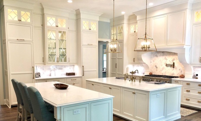 Anchorage House | Perfect Home, Perfect Location