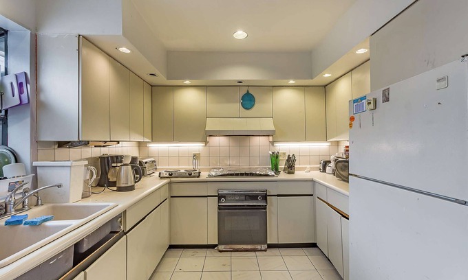 Outer Richmond Apartment | Perfect huge place in SF near Golden Gate Park.n