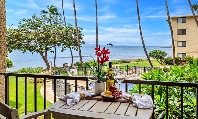Maalaea Condo | Perfect island getaway nestled near Sugar Beach
