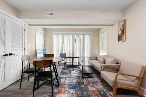 Columbia Heights Apartment | Perfect Location 1BR Apartment