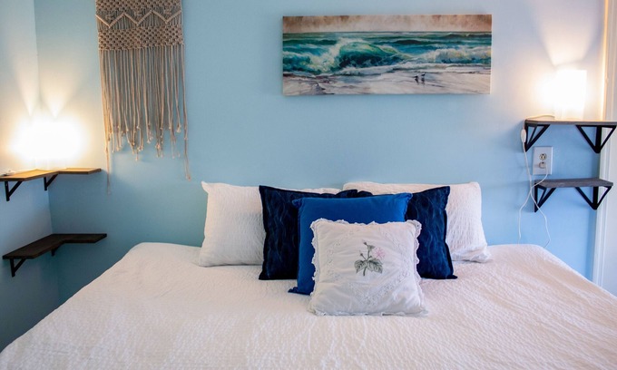 Long Island Apartment | Perfect Location in Long Island, Bahamas; Best Value and Location!