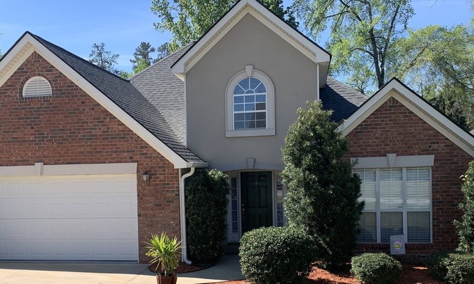 National Hills House | Perfect Location ! Walking Distance !