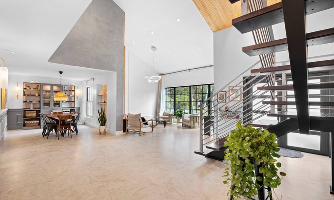 Ludlam House | Perfect Midmod Family House with Backyard Oasis