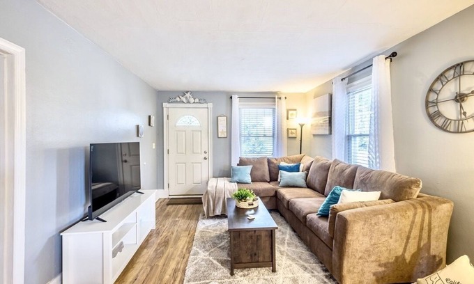 Neptune City House | Perfect Neptune Getaway Minutes to Bradley Beach!
