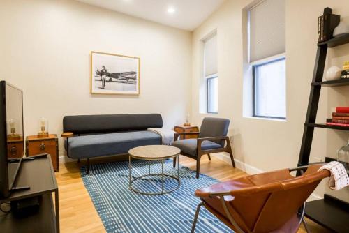 North End Apartment | Perfect North End Apt 2BR 2BA Laundry