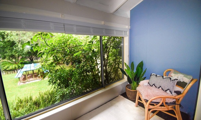 Maloneys Beach House | Perfect Pet Friendly South Coast Beach Getaway