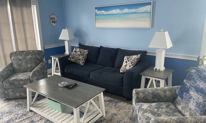Central Myrtle Beach Condo | Perfect Pet Friendly 2 Bedroom Retreat!