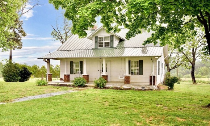 Dan River House | Perfect Private Farmhouse Retreat Near Mount Airy!