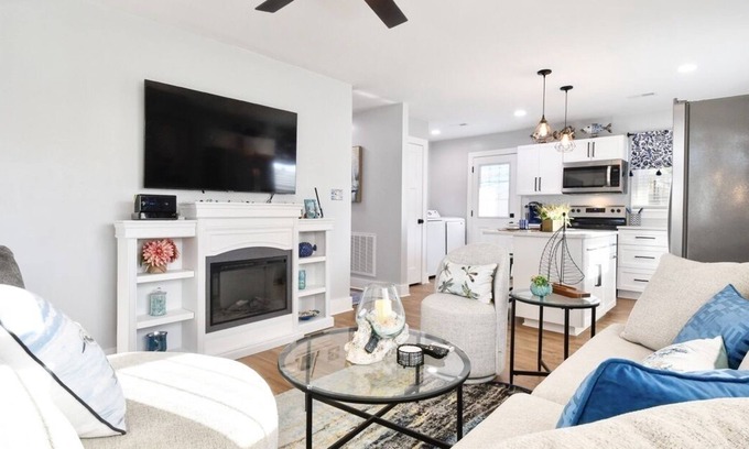 Colonial Beach House | Perfect Private Getaway Minutes to Colonial Beach!
