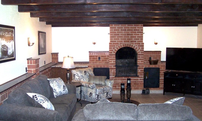 Casa Grande House | Perfect Retreat For Business Or Pleasure