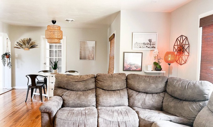 Yuba City Apartment | Perfect room with private porch and excellent location