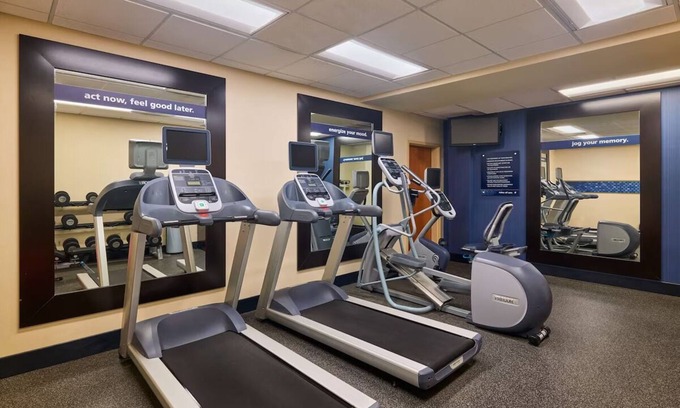 Smithfield Hotel | Perfect Smithfield Retreat with Pool - Free Breakfast | 4 Units