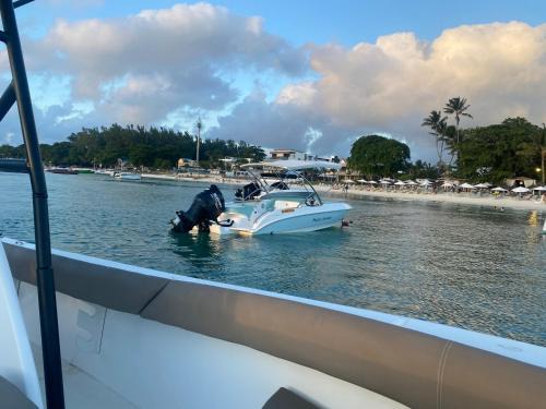 Trou aux Biches Boat Rental | Perfect summer excursions