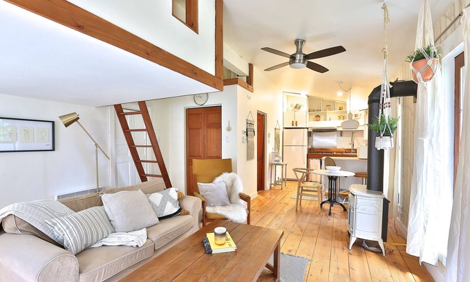 Ayers Cliff Apartment | Perfect Summer Weekend Loft in the ❤️ of the Eastern Townships