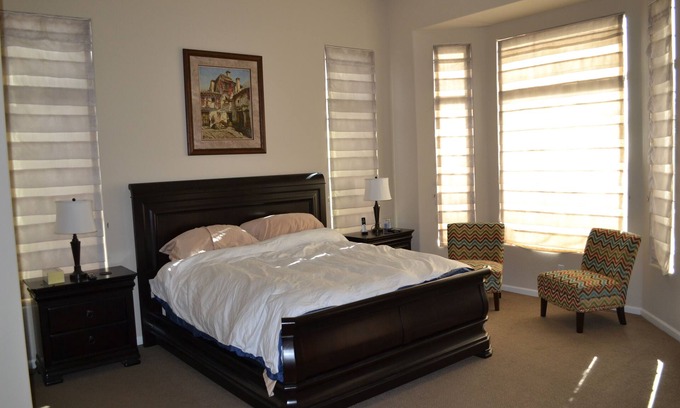 Desert View Village House | Perfect Sunsets, Tranquililty, Heavenly Beds, Relax in Paradise!