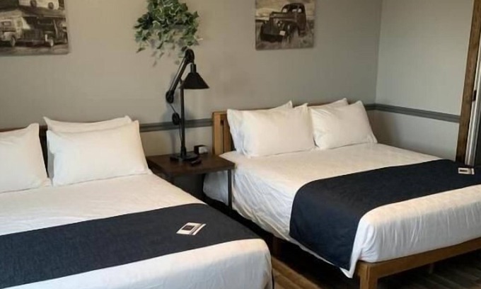 Dillon House | Perfect Vacation! Pets Allowed, Breakfast, Near Beaverhead County Museum