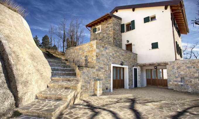 Tredozio Villa | Perfect villa for 20 people!