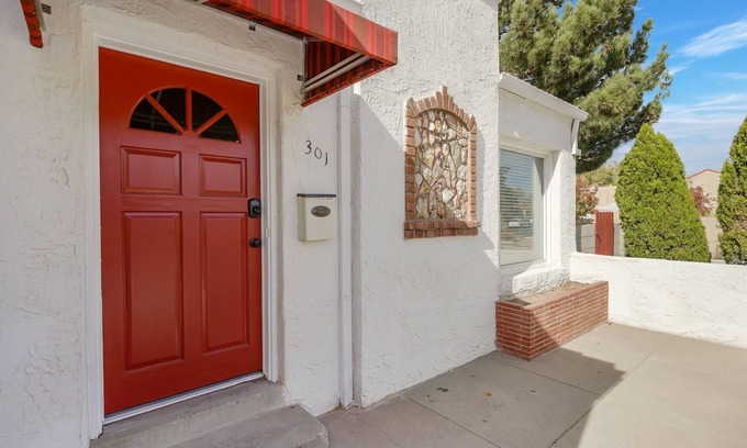 Nob Hill House | Perfectly located in the Albuquerque area of Nob Hill