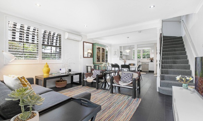 Birchgrove House | PERFECTLY PEACEFUL- Harbour foreshores secs away