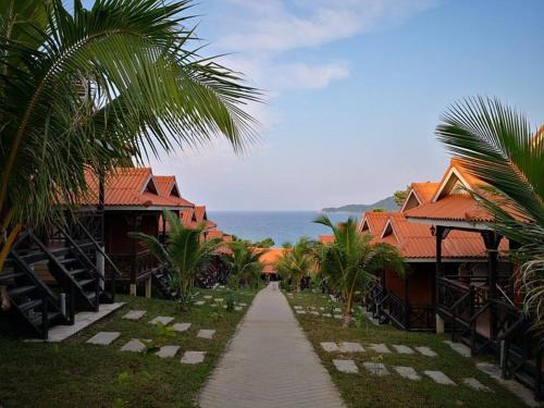 Pulau Perhentian Kecil Ski Chalet | Perhentian Island Cocohut Long Beach Resort