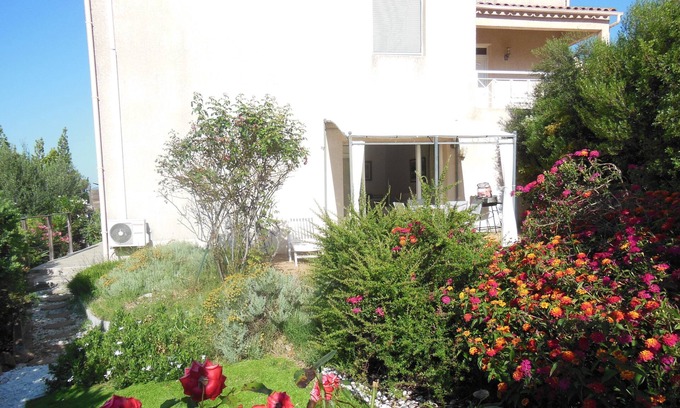 Valpaja Apartment | Peri: House/Villa - PERI