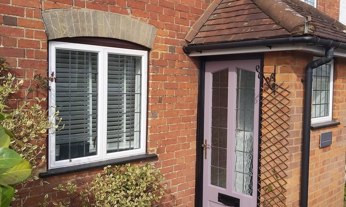 Cranleigh Cottage | Period cottage in the Surrey Hills,, AONB, 2 mins from PH