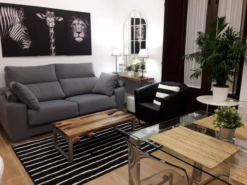 Huelva Apartment | Periodista Luca de Tena, lujo y confort en pleno centro