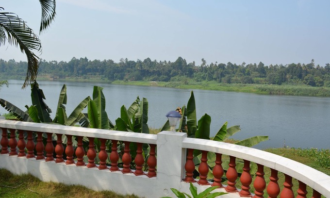 Perumbavoor Cottage | Periyar RiverView Homestay, Near Cochin Airport, Kochi | RiverView AC Rooms