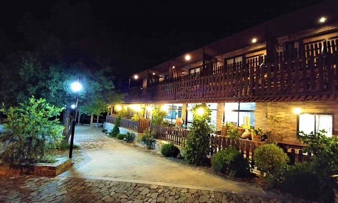 Askas Apartment | Perneia room 3,A fantastic village to relax and enjoy the nature !