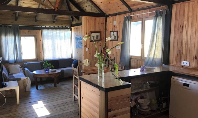 Bolonia Cottage | Persea House. Ideal for families and lovers of Bologna and its peace.