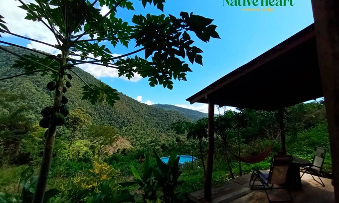 Shapaja Cabin | 🌿 Personalized Amazon escape: 🧘‍♀️yoga, 🌄hikes, 🍫chocolate & 💚healing