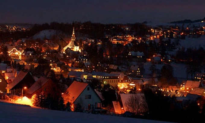 Borstendorf Apartment | Persons 4 + 1, very family friendly, children <2 y. 0 €, 2-4y. 5 € / night, in the Erzgebirge