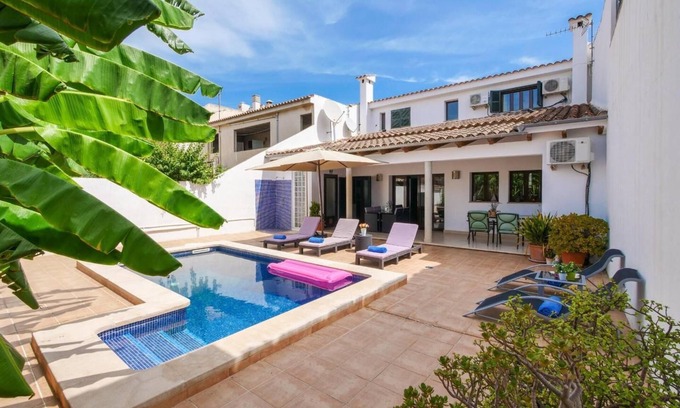 Santa Maria del Cami Ski Chalet | Pet-friendly, riders friendly, directo, quiet town near Palma