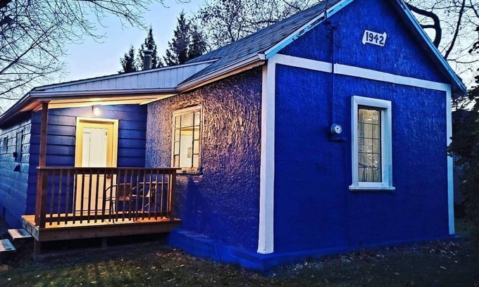 Esterhazy House | Pet friendly 1 bedroom bungalow