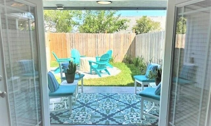 Vilano Beach House | Pet friendly, 15 min walk to Vilano Beach, beach chairs, umbrella, wagon