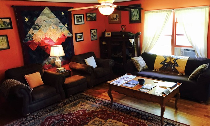 Rutherfordton House | Pet Friendly 2 Bedroom Close to Lake Lure Chimney Rock Tryon Equestrian 28139