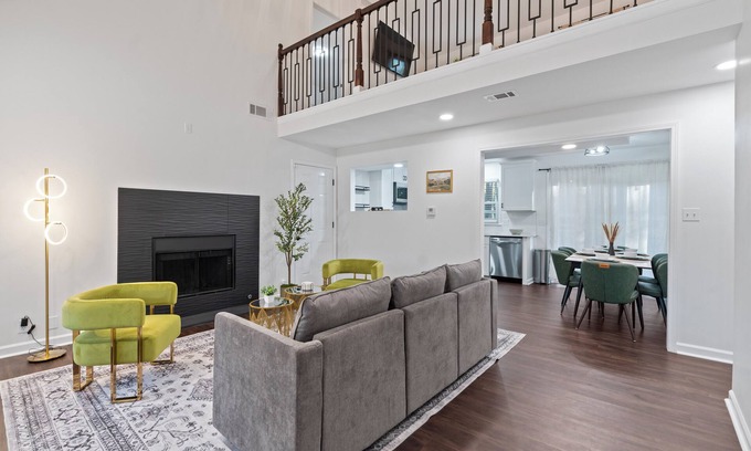 Smyrna House | Pet Friendly 4BR ,Family Home,Deck,Fenced Yard, Game Lounge, near Truist Ctr