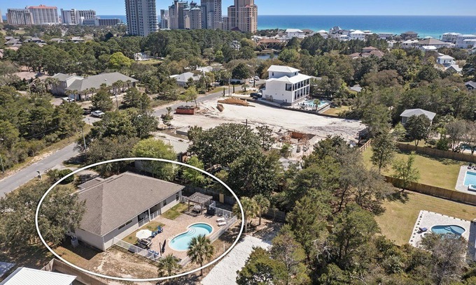 Gulf Pines House | Pet-Friendly 4BR House in Miramar Beach with Private Pool!