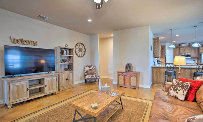 Westminster House | Pet-Friendly Anna Ranch on 13 Acres!