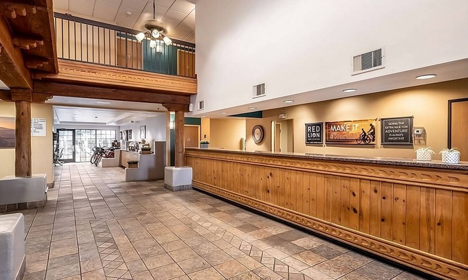 Palm Valley Hotel | Pet-friendly at Red Lion Inn & Suites Goodyear Phoenix! FREE Parking!