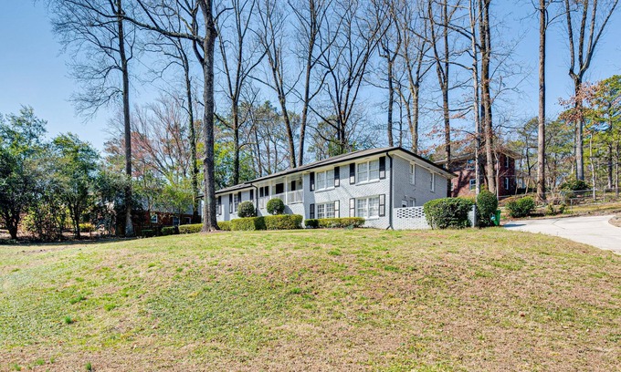Atlanta House | Pet-Friendly Atlanta Retreat w/2 Bicycles