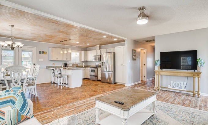 Morehead City House | Pet-Friendly Beaufort Home w/Private Yard