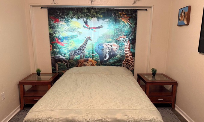 Titusville House | Pet friendly, Big Backyard for Kids or Pets, 20 minutes to Playalinda Beach!
