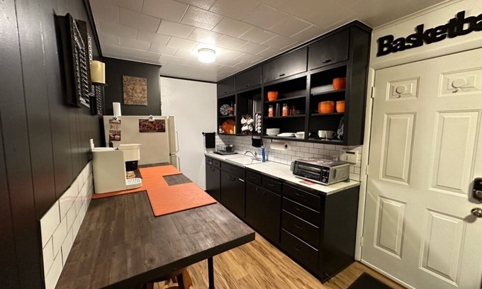 Stillwater Apartment | Pet friendly. Blocks to OSU - 0.7mi to BP Stadium!