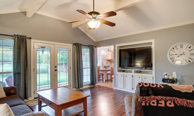 Bossier City House | Pet-Friendly Bossier City Home Rental: Fenced Yard