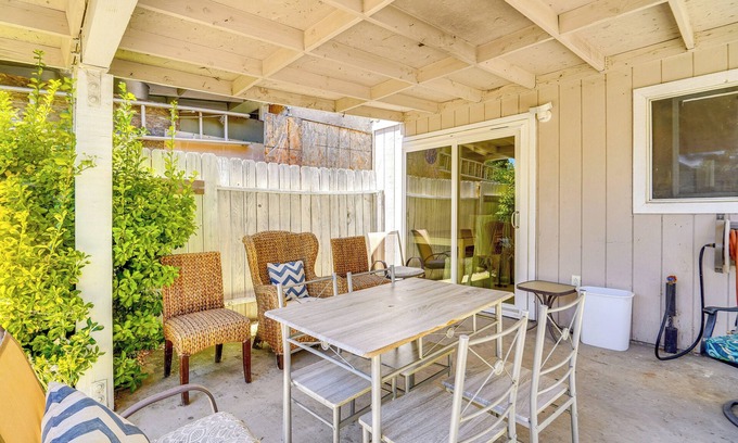 Brentwood House | Pet-Friendly Brentwood House w/Gas Grill!